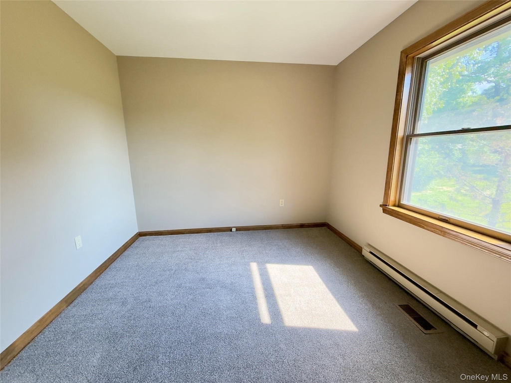 709 Bloomingburg Road - Photo 9