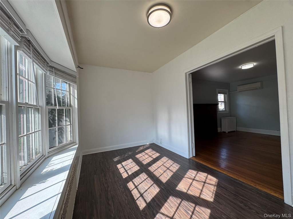 267 Plainfield Avenue - Photo 17