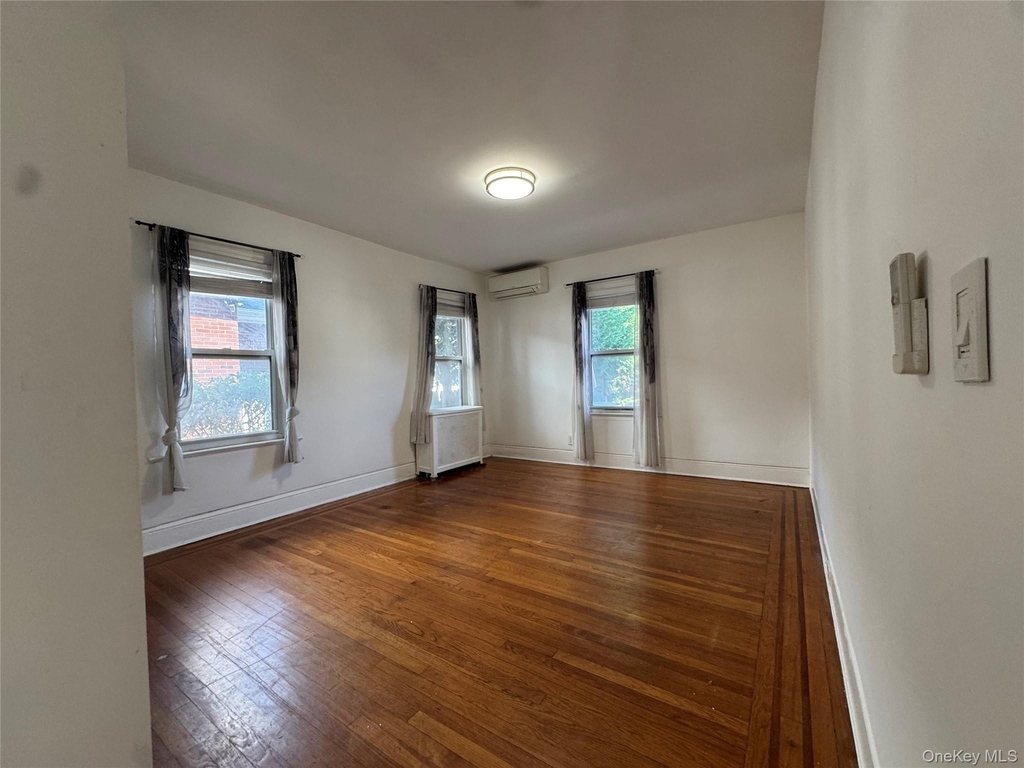 267 Plainfield Avenue - Photo 8