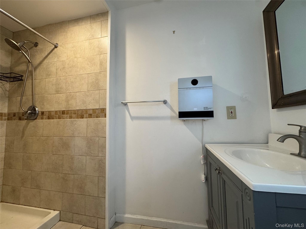 267 Plainfield Avenue - Photo 6