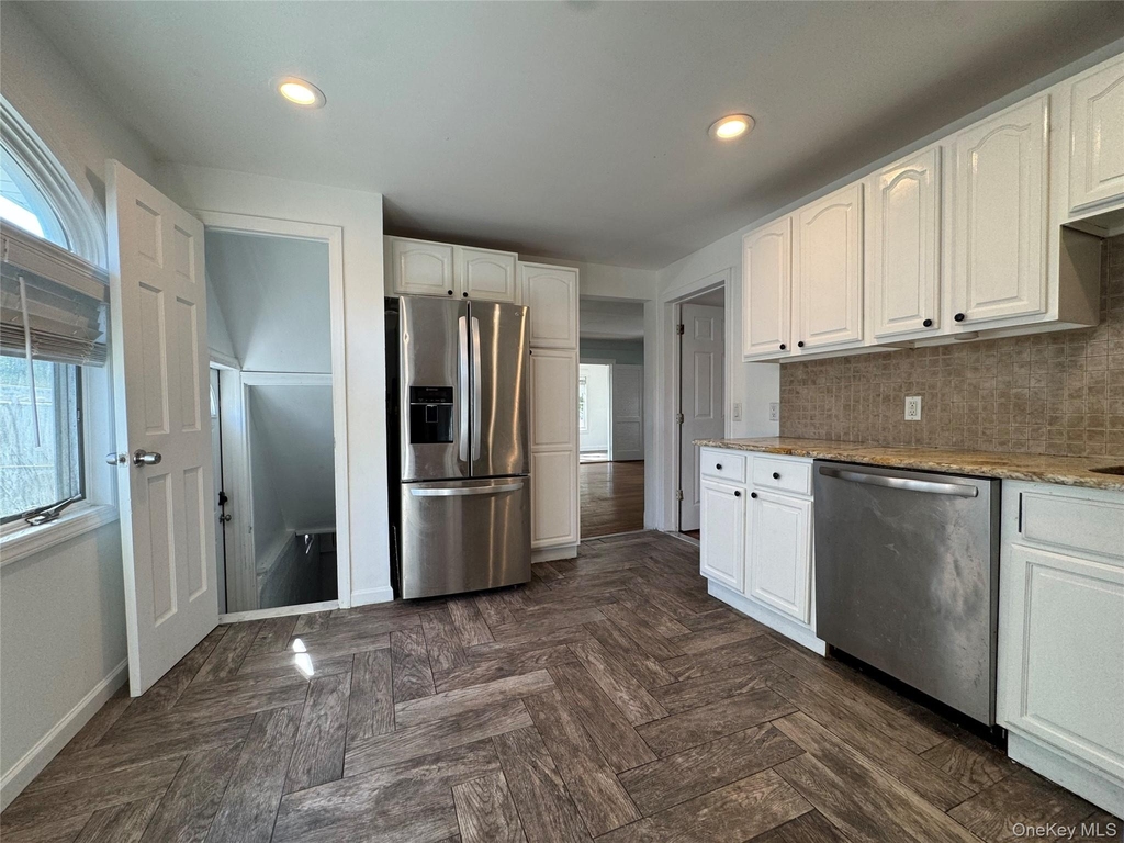 267 Plainfield Avenue - Photo 22