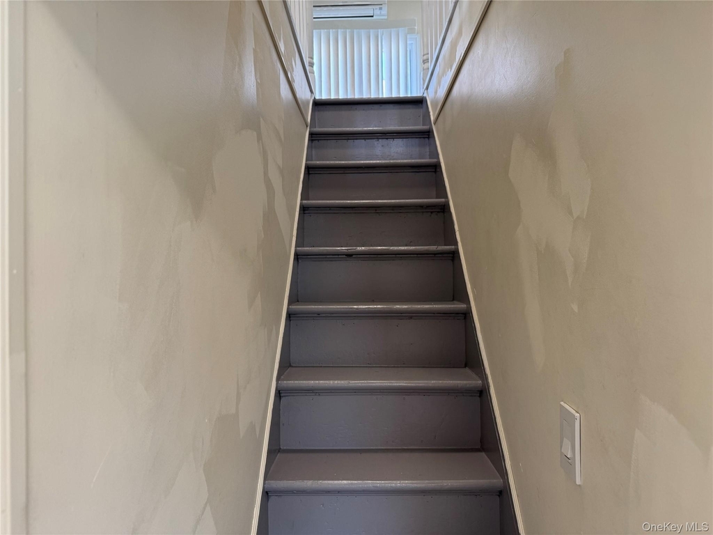 267 Plainfield Avenue - Photo 15