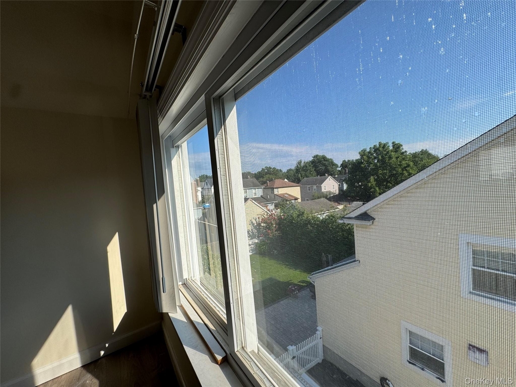 267 Plainfield Avenue - Photo 21