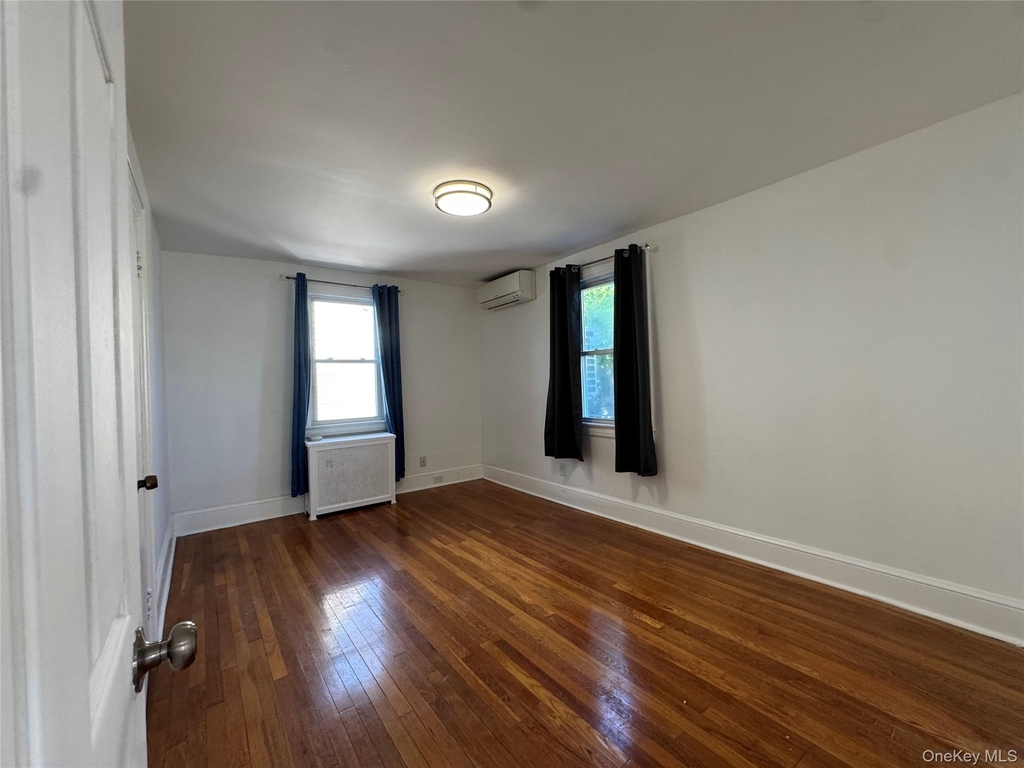 267 Plainfield Avenue - Photo 5