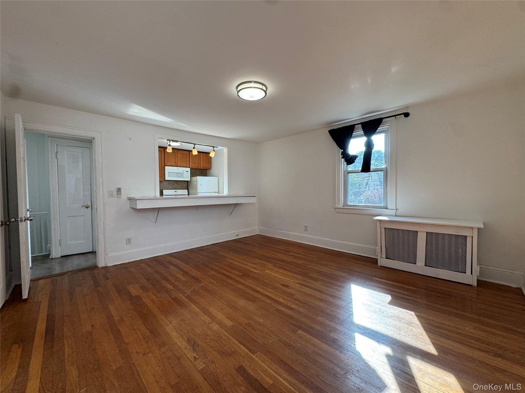 267 Plainfield Avenue - Photo 12