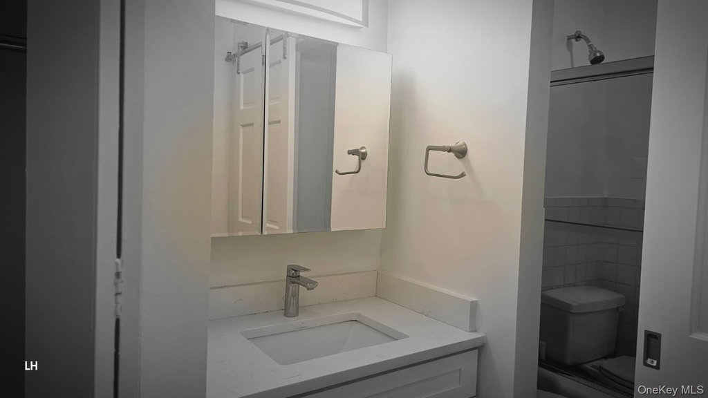 35-20 Leverich Street - Photo 13