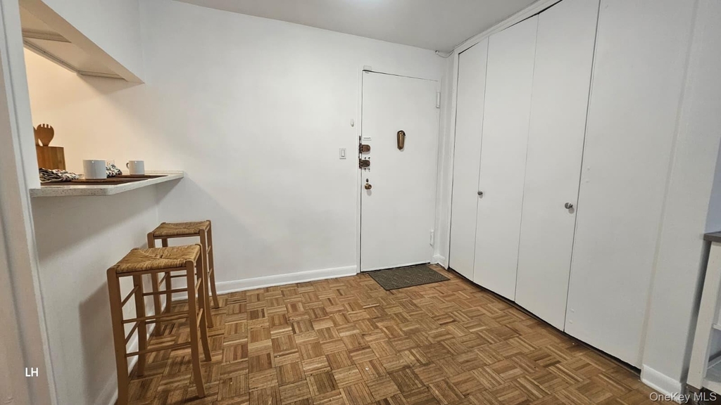 35-20 Leverich Street - Photo 10
