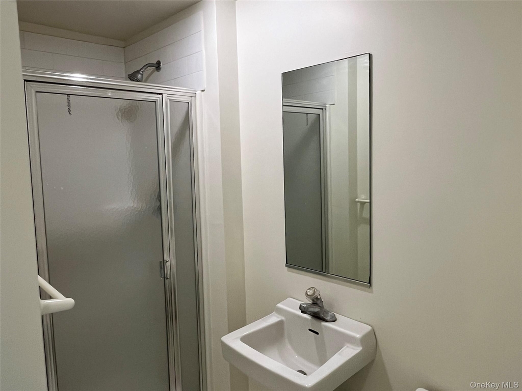 109 Main Street - Photo 3