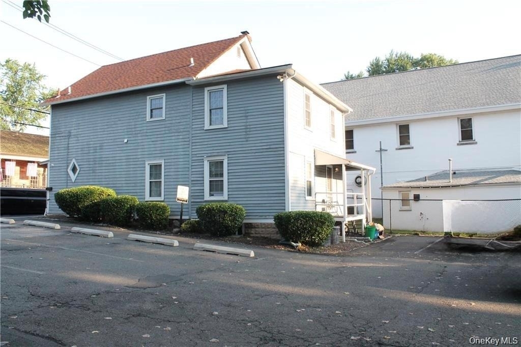 109 Main Street - Photo 8
