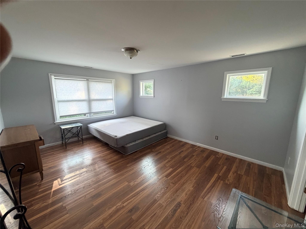 484 N Magee Street - Photo 12