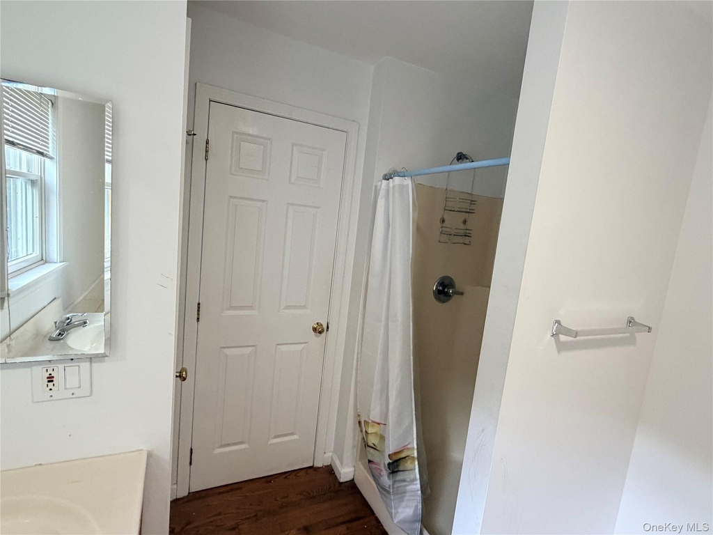 484 N Magee Street - Photo 16