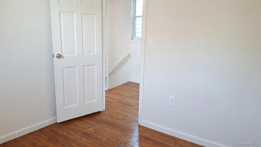 9531 90th Street - Photo 3