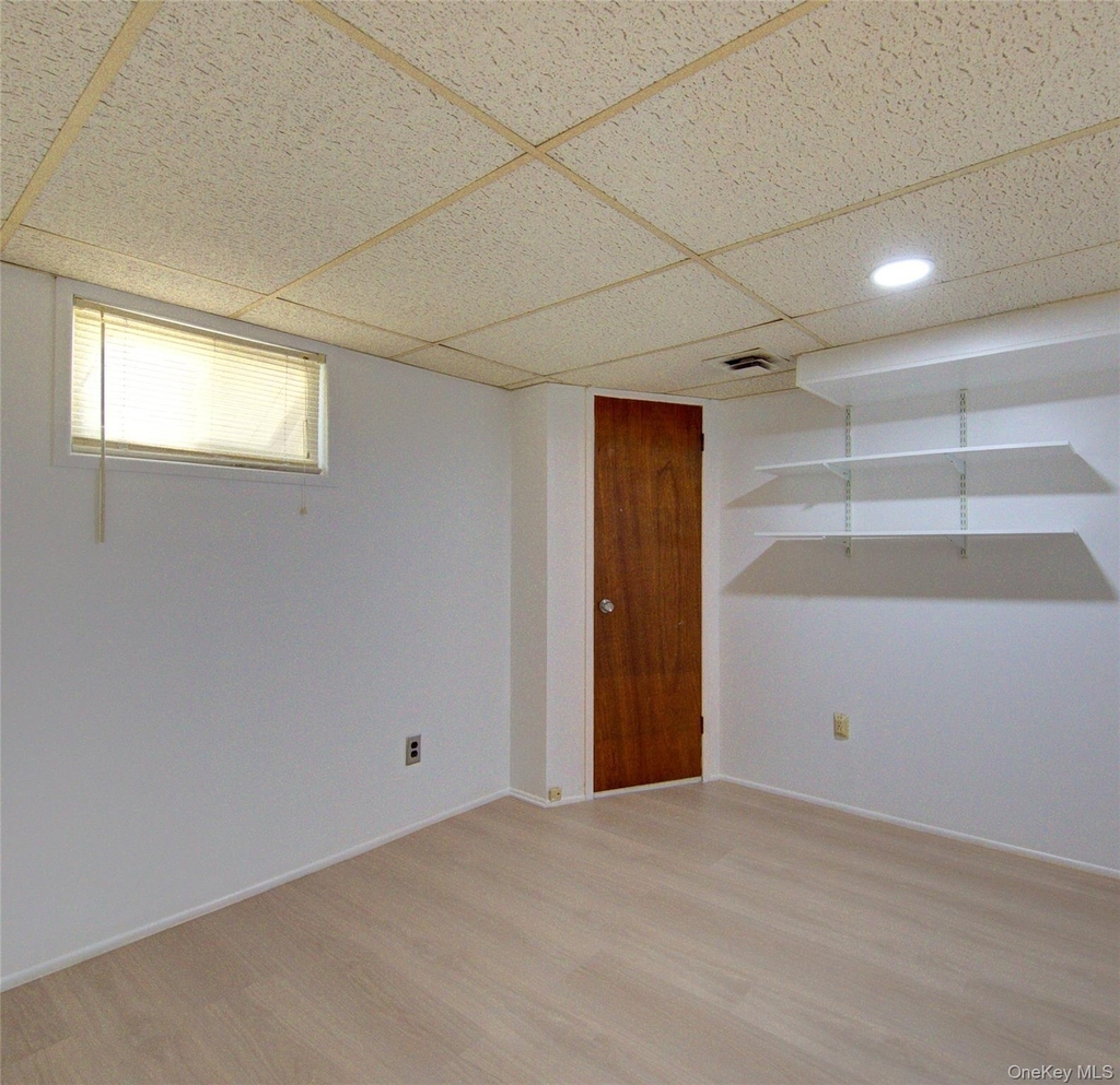 411 Saint John Place - Photo 23