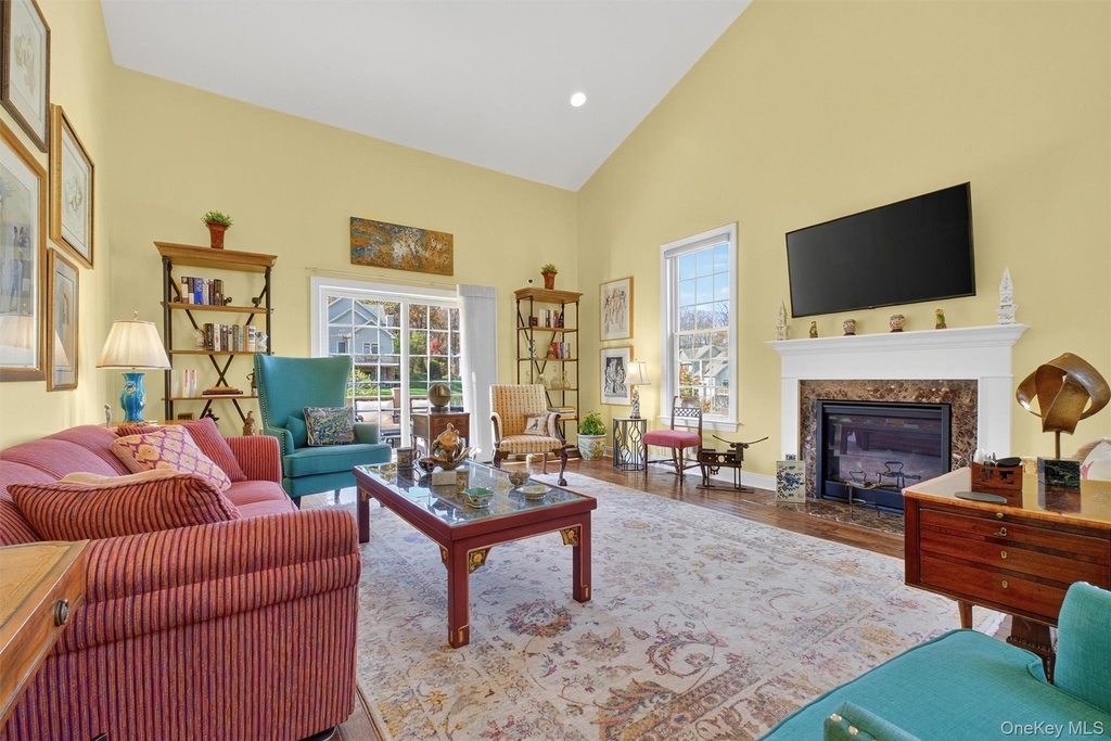 17 Deforest Drive - Photo 10