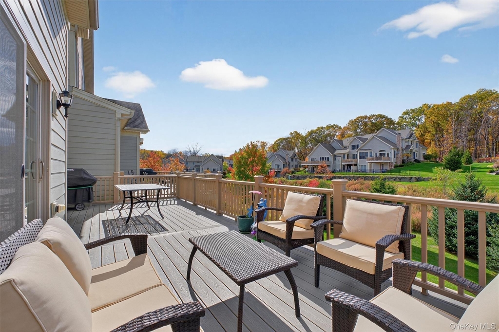 17 Deforest Drive - Photo 34