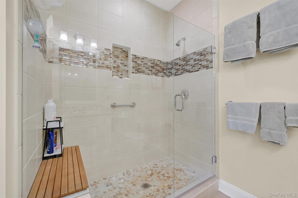 17 Deforest Drive - Photo 33