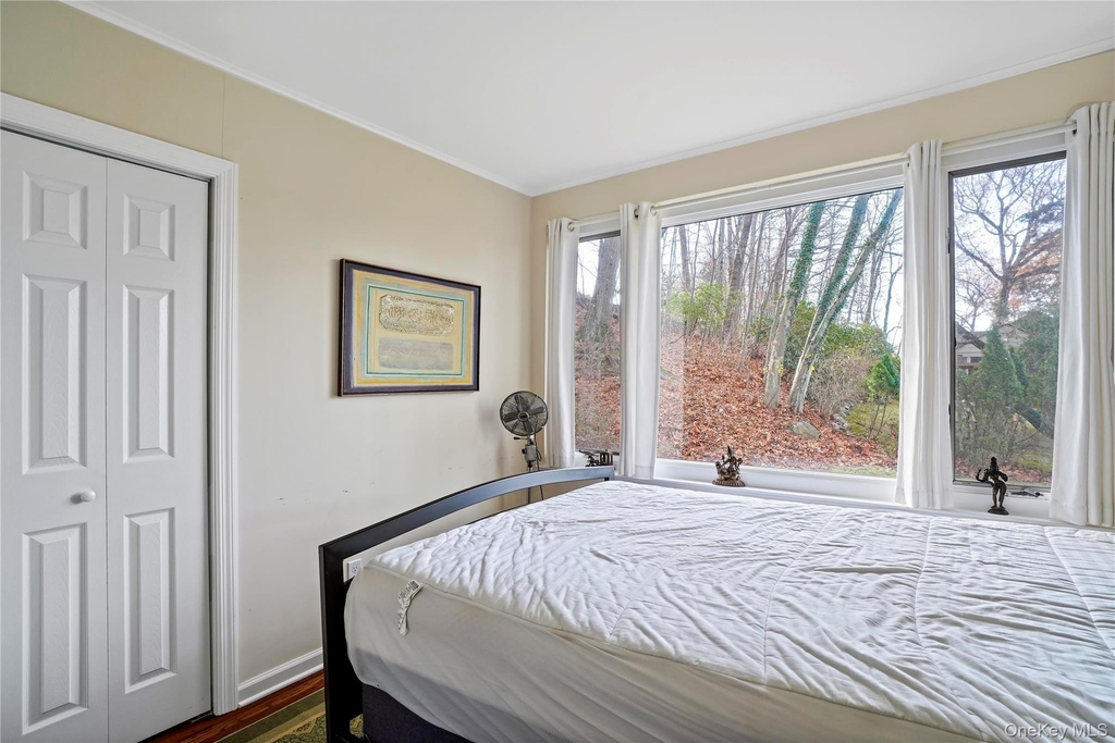 28 Sprain Valley Road - Photo 16