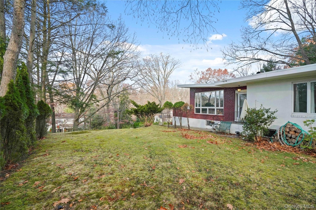 28 Sprain Valley Road - Photo 24