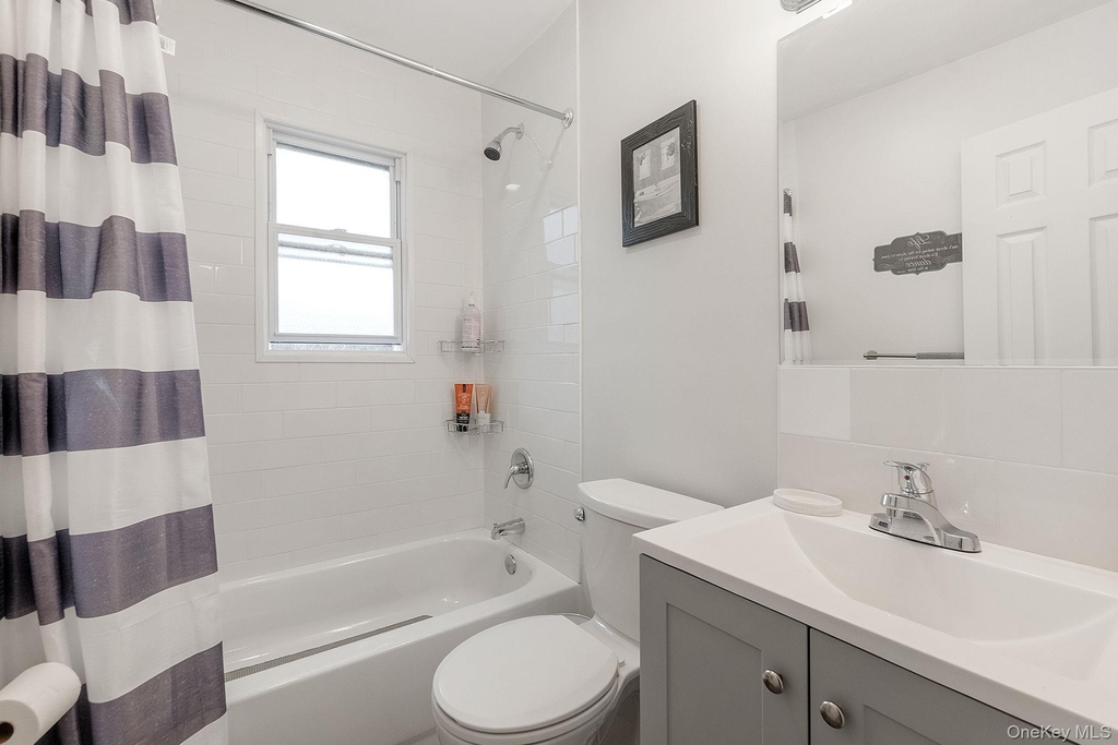 149 David Whites Lane - Photo 8