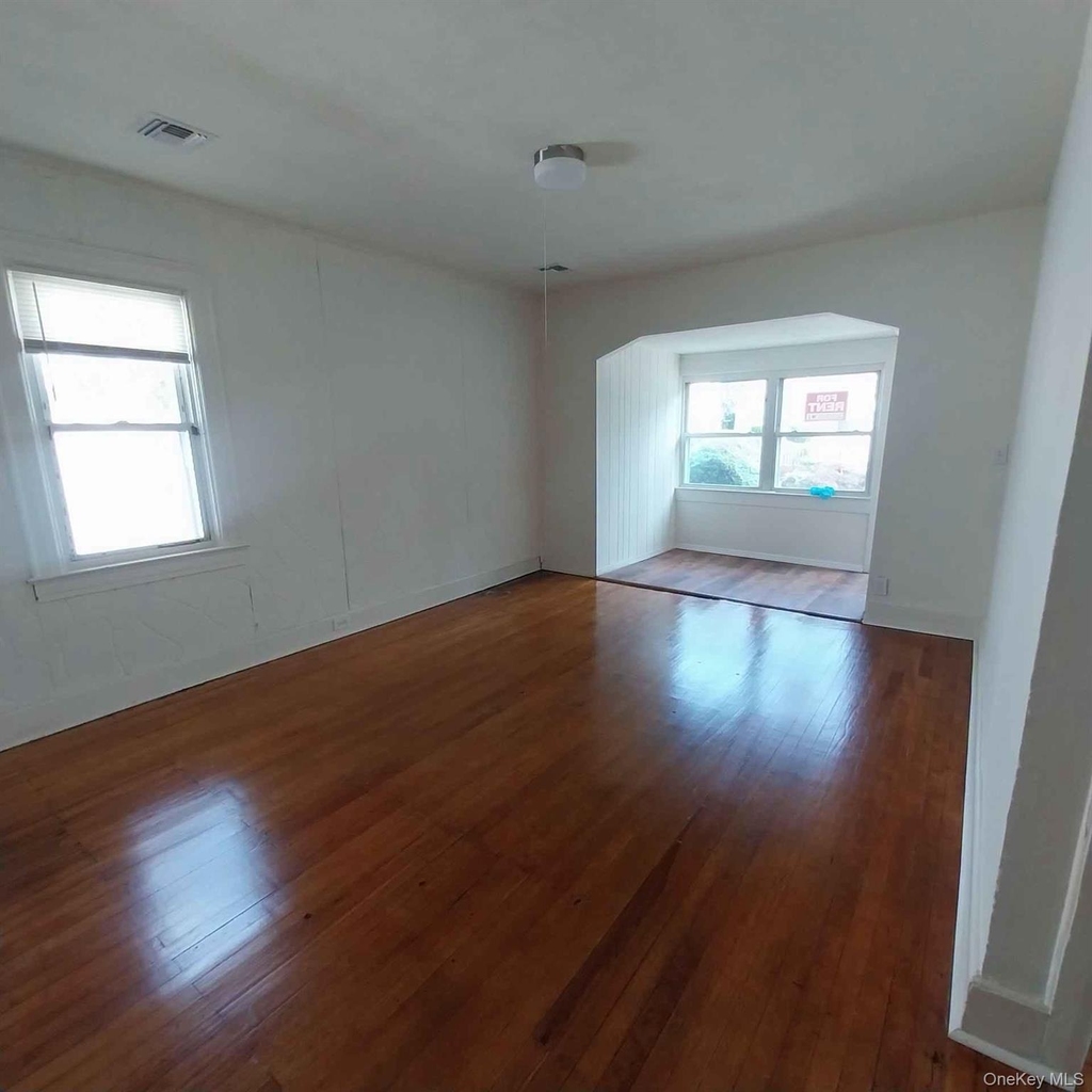628 Hill Street - Photo 5