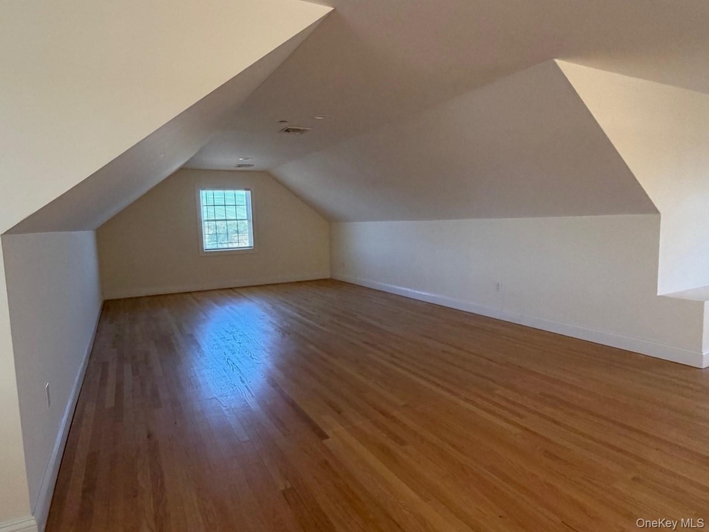 621 E Olive Street - Photo 5