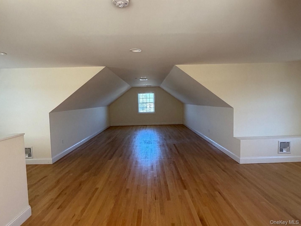 621 E Olive Street - Photo 6
