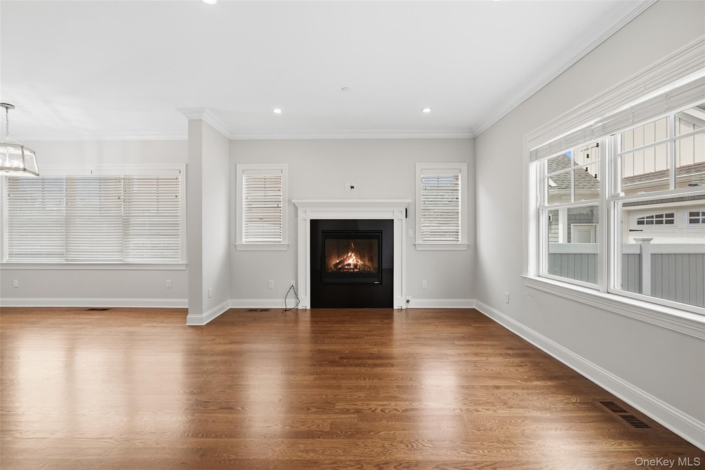 124-b Maple Avenue - Photo 9