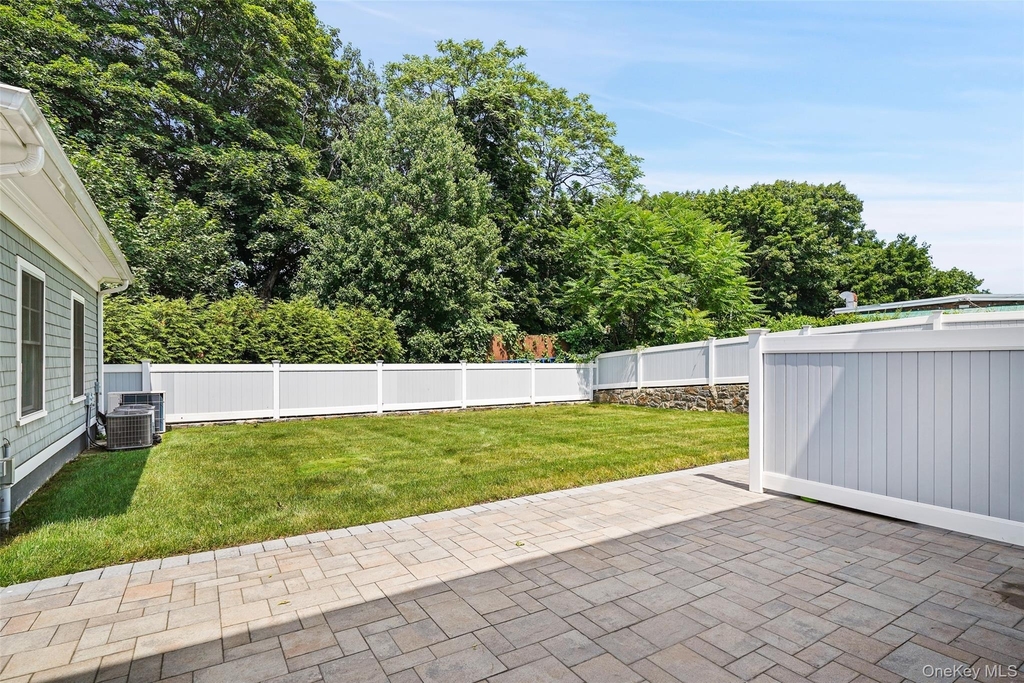 124-b Maple Avenue - Photo 28