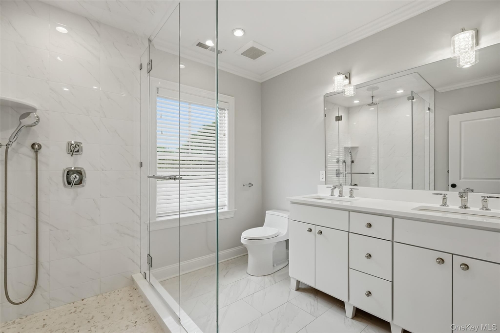 124-b Maple Avenue - Photo 13