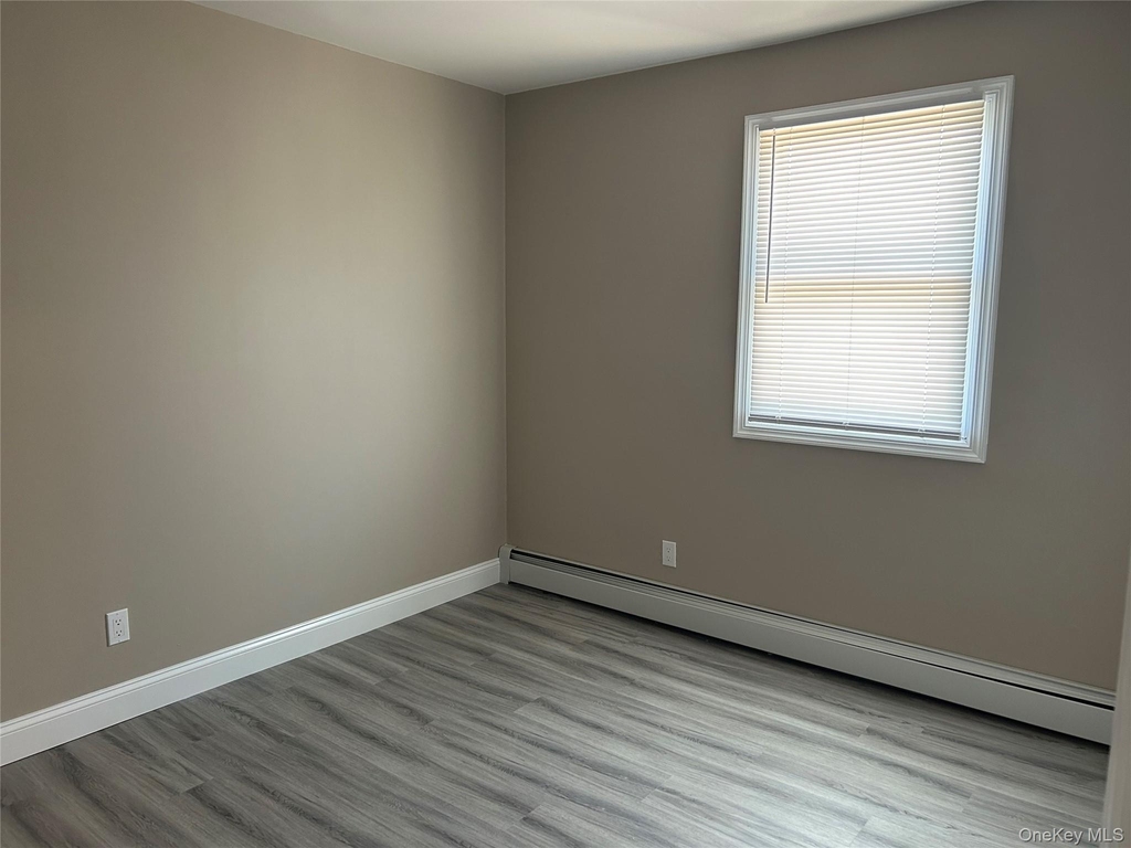 85 Ralph Avenue - Photo 10