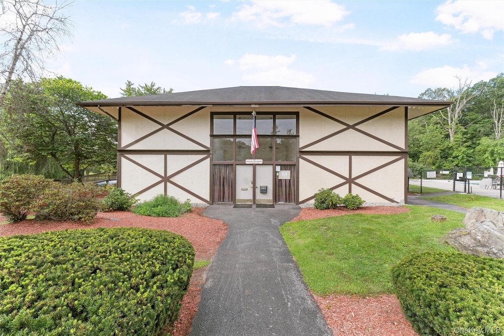 14 Scarborough Lane - Photo 11