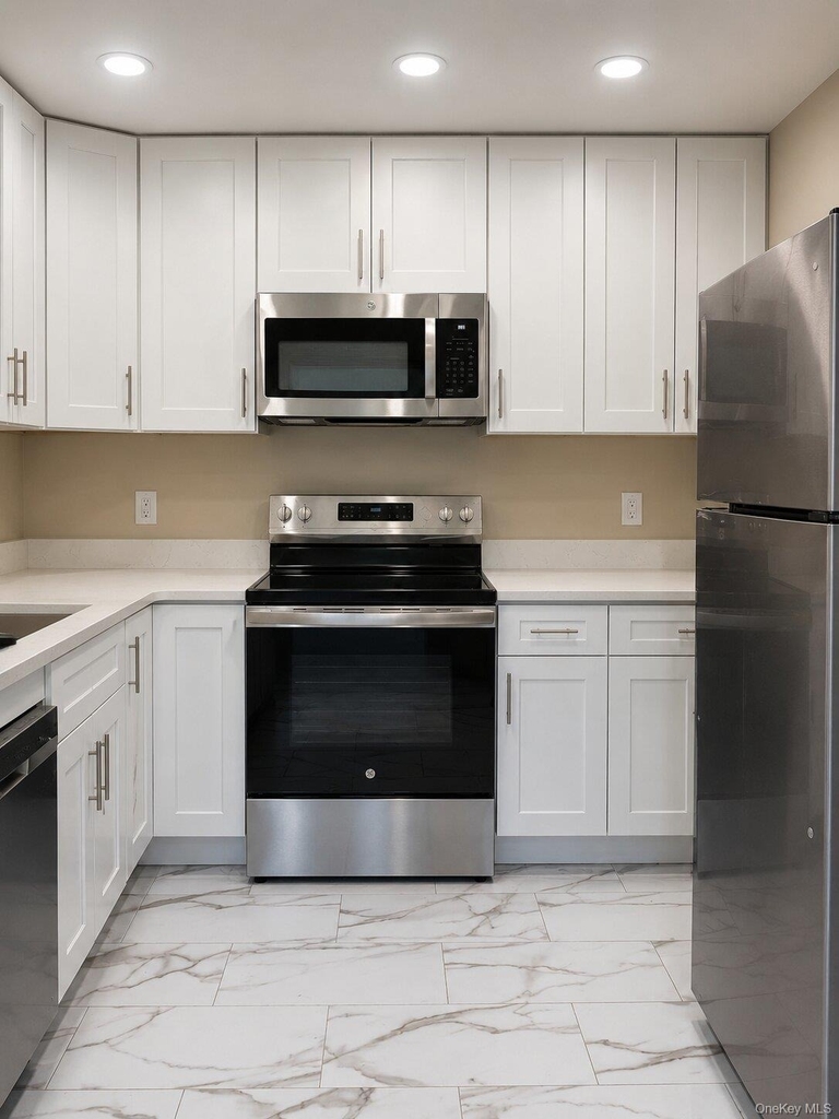 14 Scarborough Lane - Photo 5