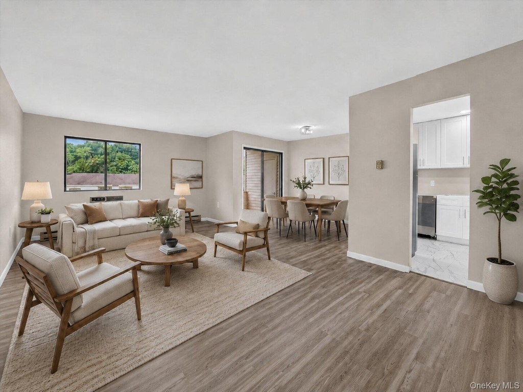 14 Scarborough Lane - Photo 2