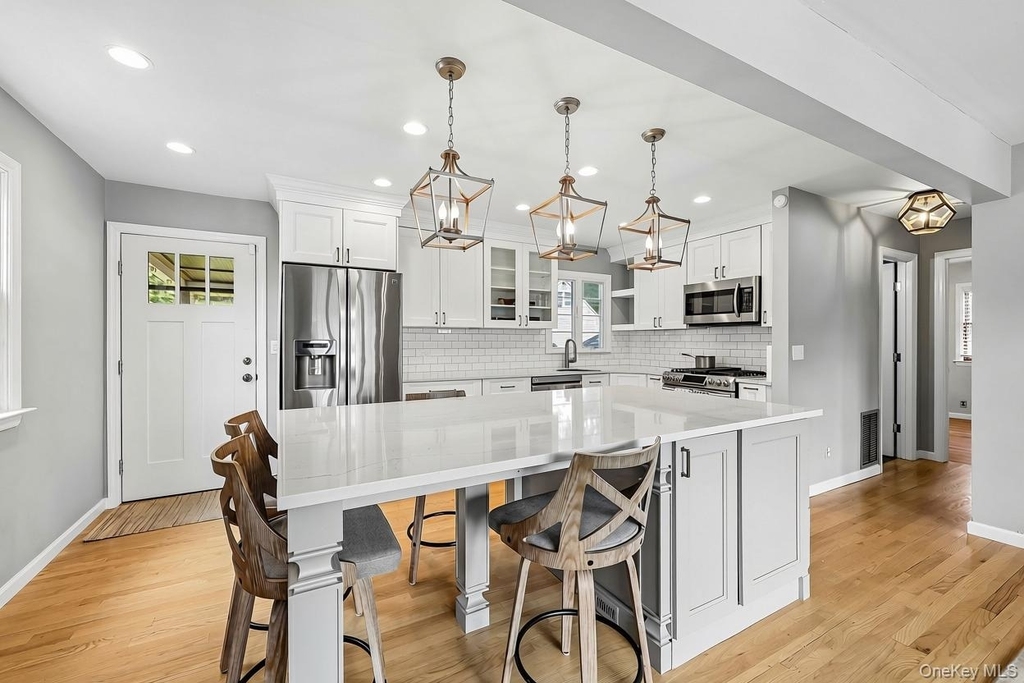 41 Sheldon Avenue - Photo 2