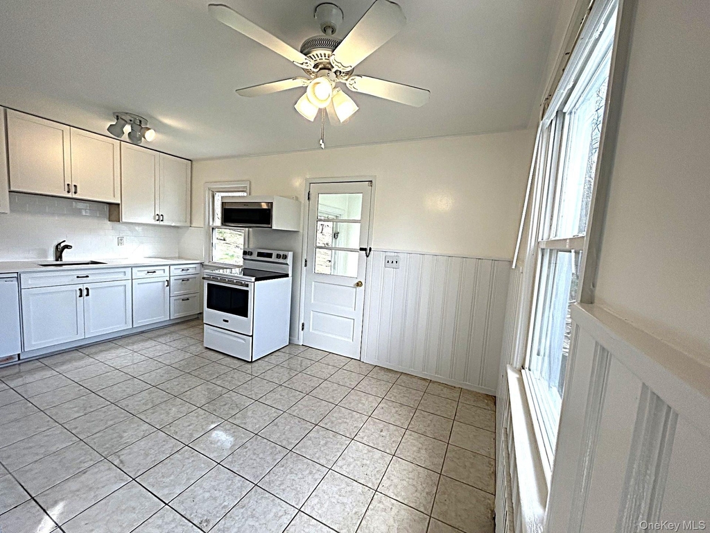 8 Ridge Street - Photo 10