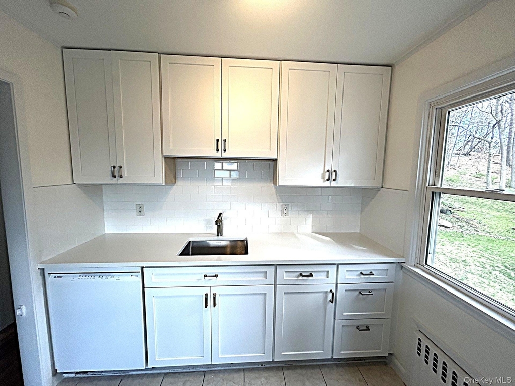 8 Ridge Street - Photo 12