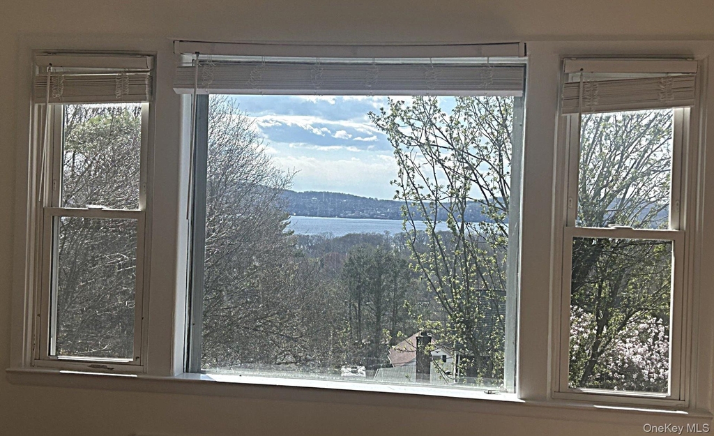 8 Ridge Street - Photo 8