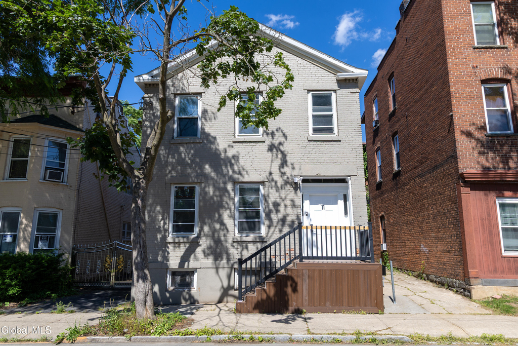11 Jefferson Street - Photo 0