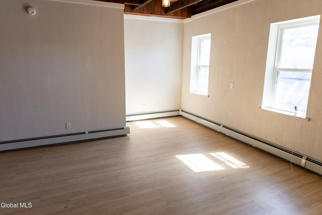 11 Jefferson Street - Photo 6