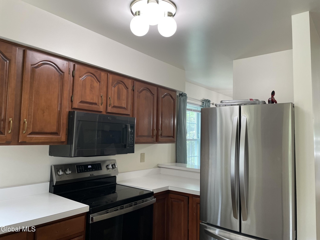 7318 Vic Court - Photo 4