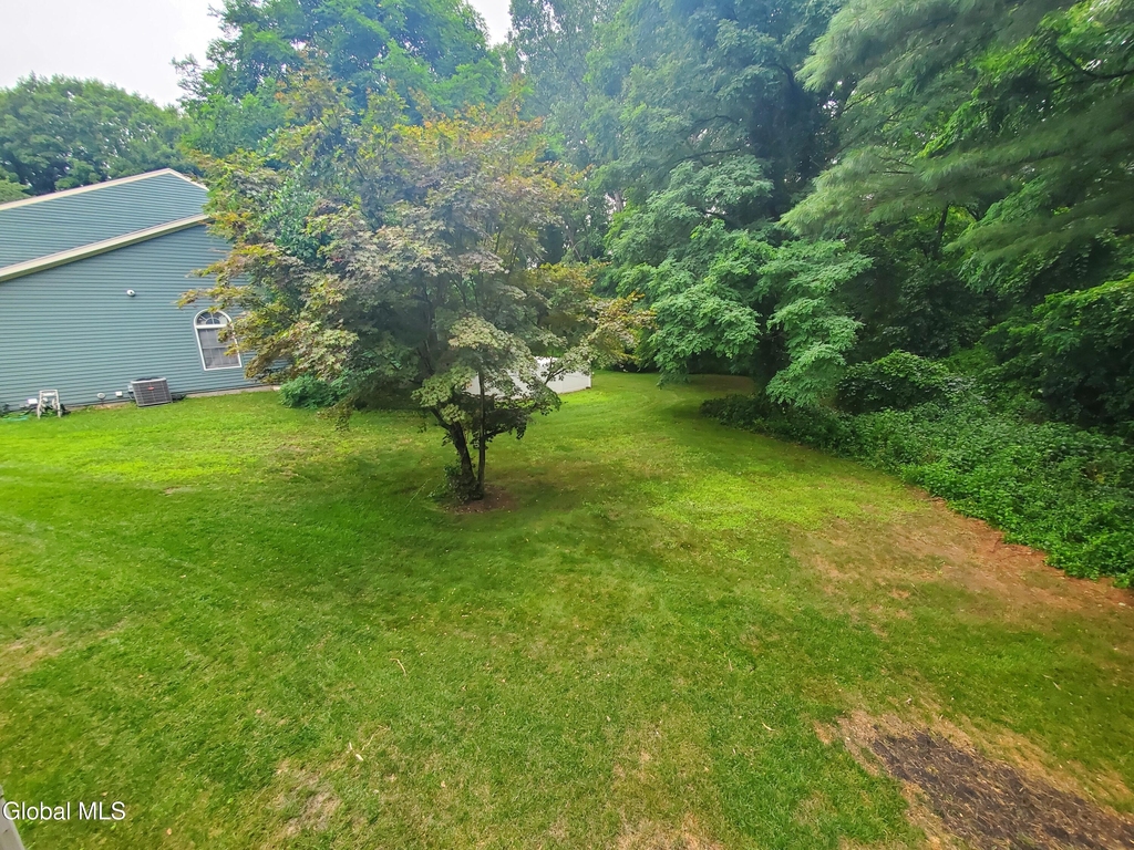 7318 Vic Court - Photo 12