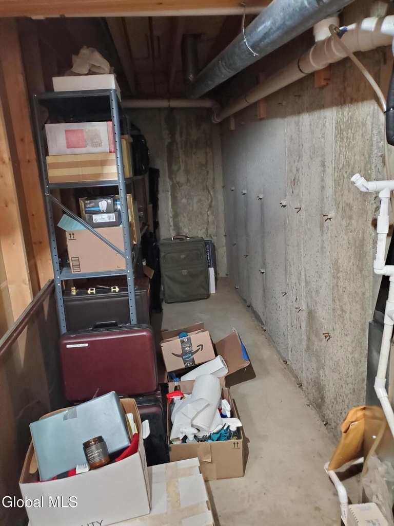 7318 Vic Court - Photo 17