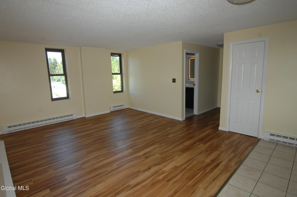 128 Milton Avenue - Photo 3
