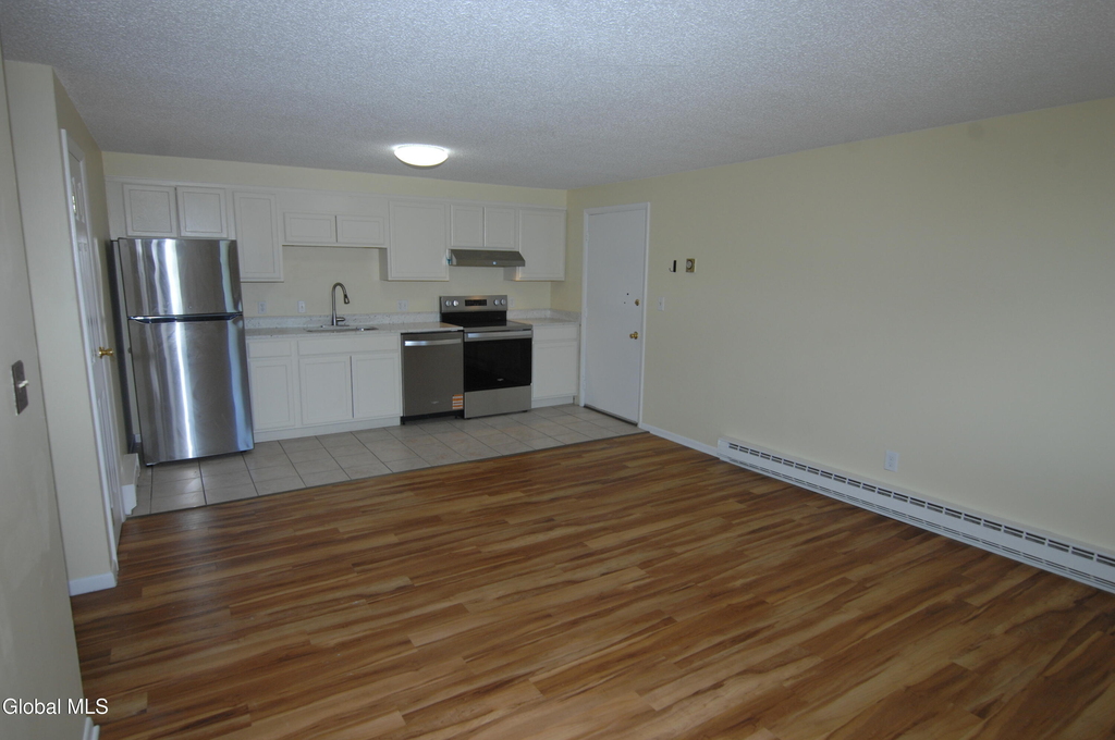 128 Milton Avenue - Photo 2
