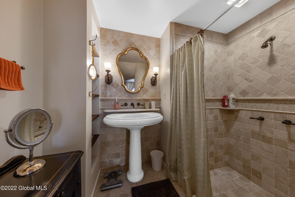 21 Park Place - Photo 16