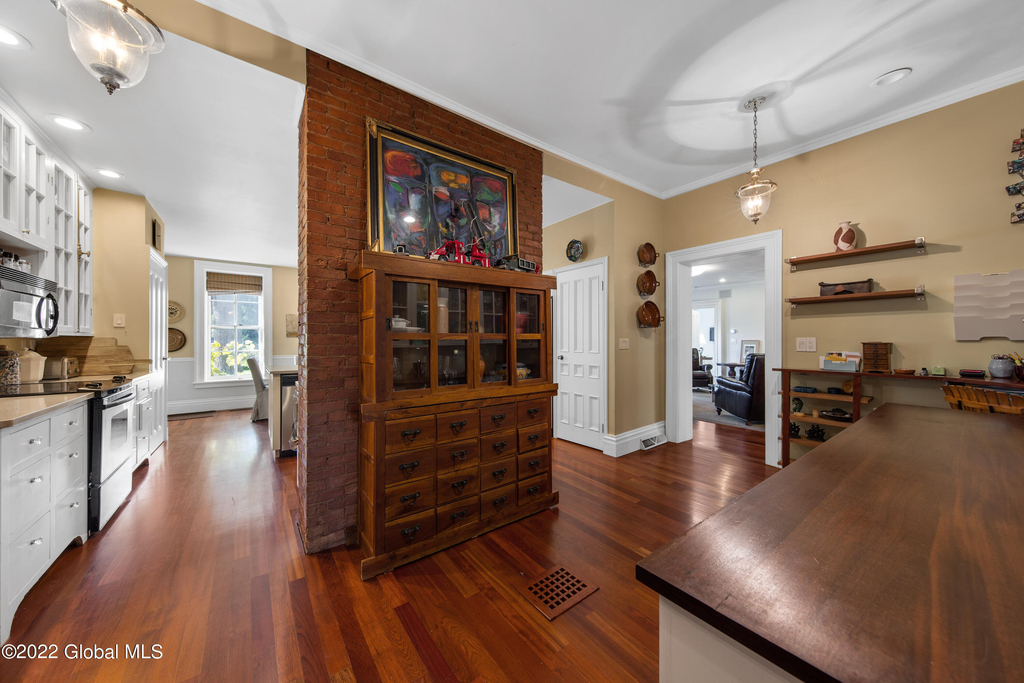21 Park Place - Photo 8