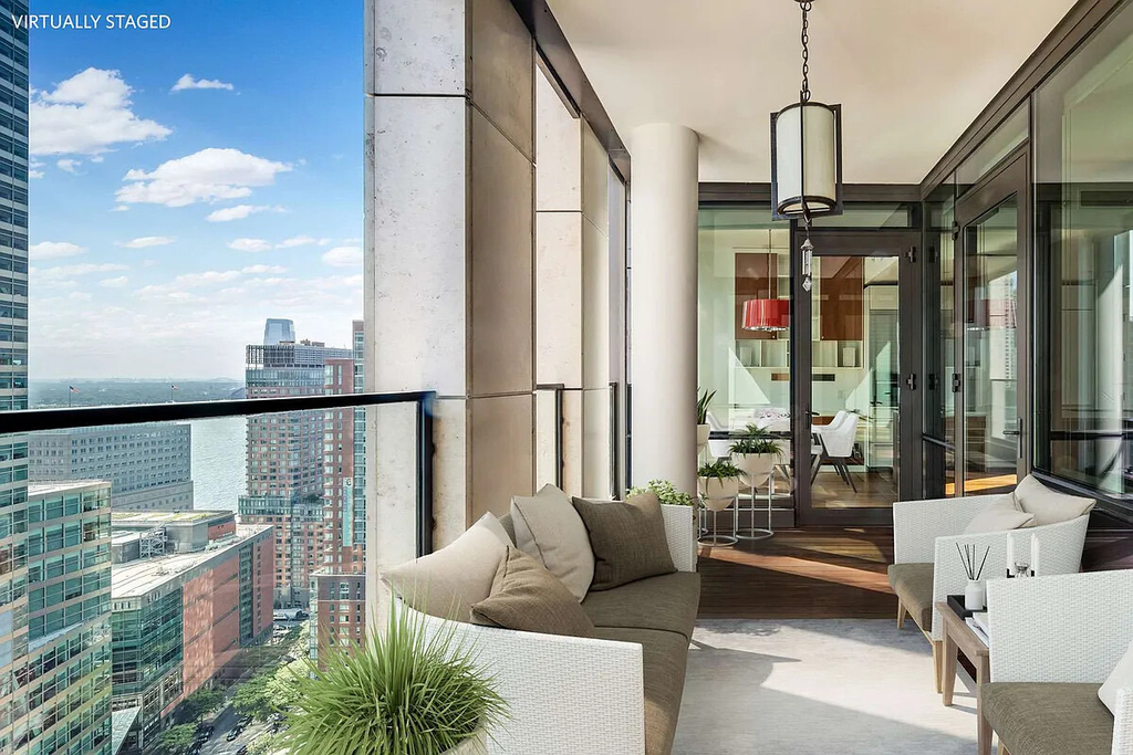 101 Warren Street - Photo 1