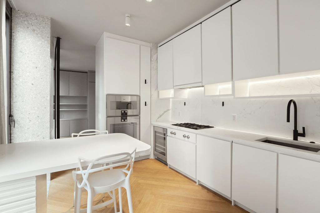 16 W 40th Street - Photo 7