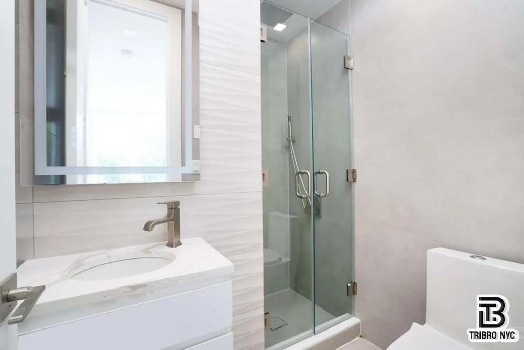 416 Lorimer Street - Photo 6
