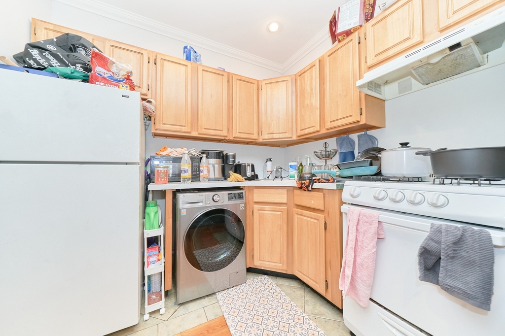 790 9th Avenue - Photo 7